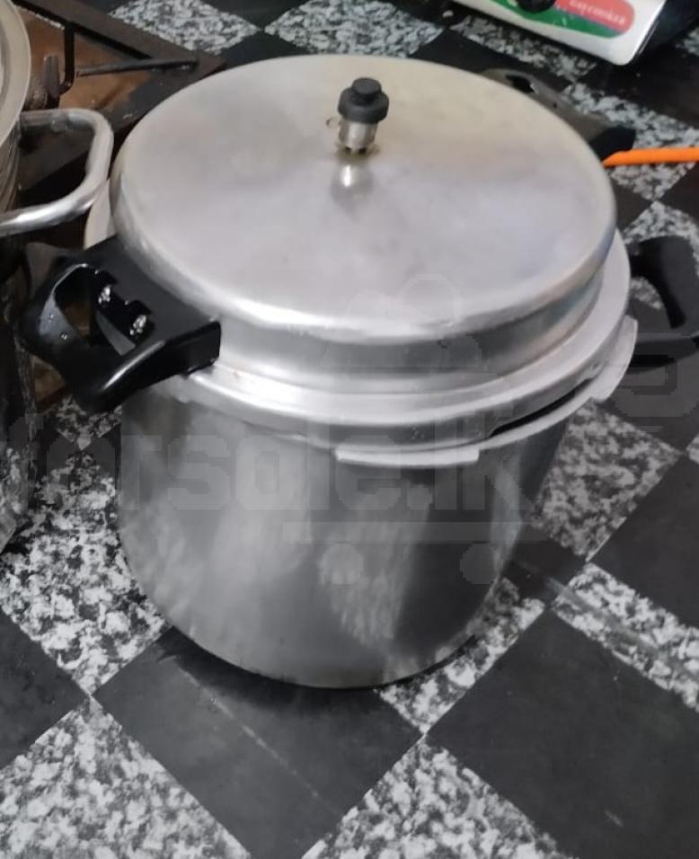 Pressure Cooker